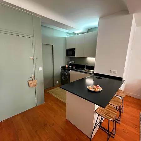 Elegant En Hypercentre Dans Le Quartier Historique Anime Avec Parking Gratuit