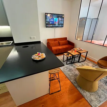 Apartamento élégant En Hypercentre Dans Le Quartier Historique Animé Avec Parking Gratuit